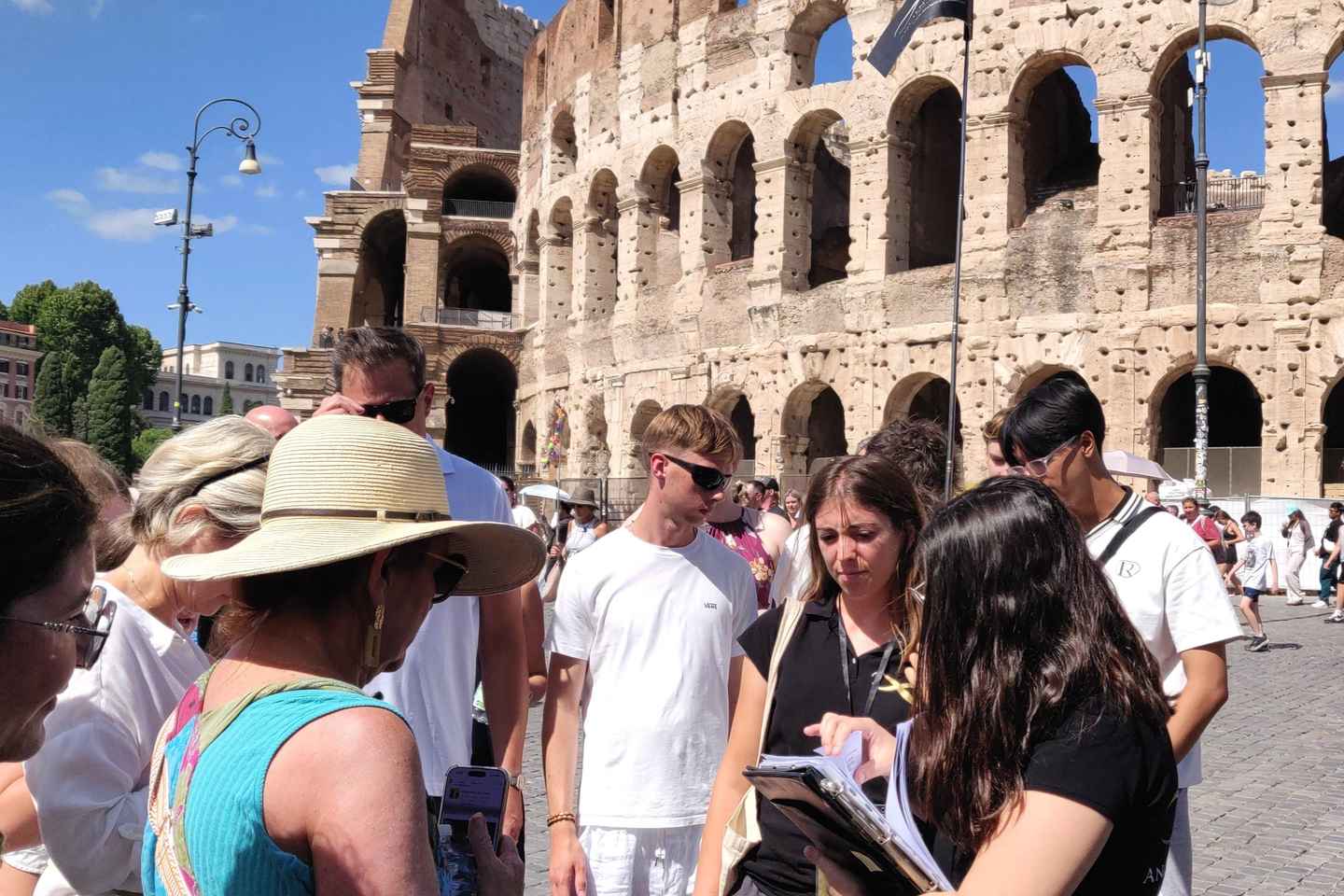 Rome: Colosseum WORLD Tour with AI Guide App & Arena Option