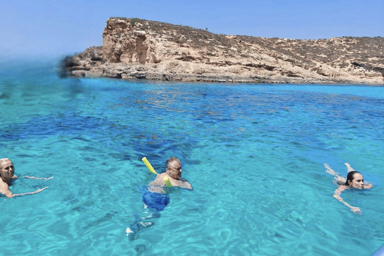 Comino Splash &amp; Dash: Tour privato in barca della laguna blu/cristallinaDa Mgarr/Cirkewwa: Tour privato in barca della laguna blu/cristallina