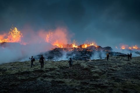 Day Tour of Reykjanesbaer & Volcano Hike with Blue Lagoon