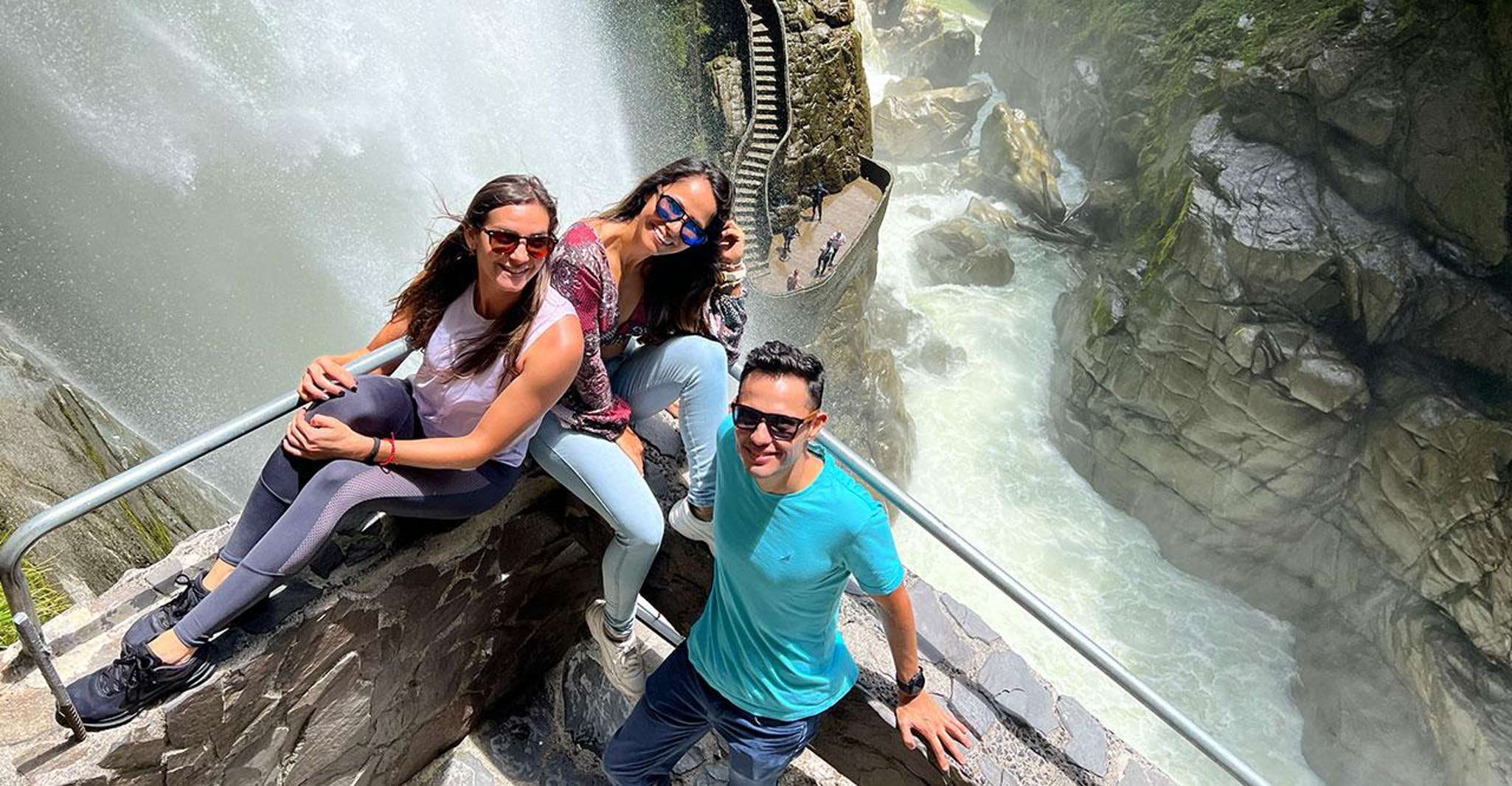 Baños Waterfalls route et célèbre Pailon del Diablo & Déjeuner - Hizvo