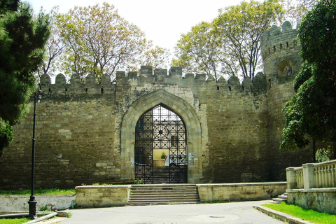 Tour guidato della città vecchia a piedi