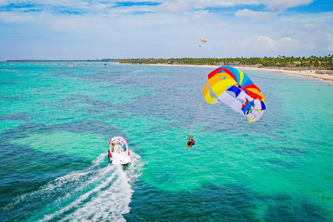 Punta Cana Parasailing: 15-Minute Adrenaline Adventure