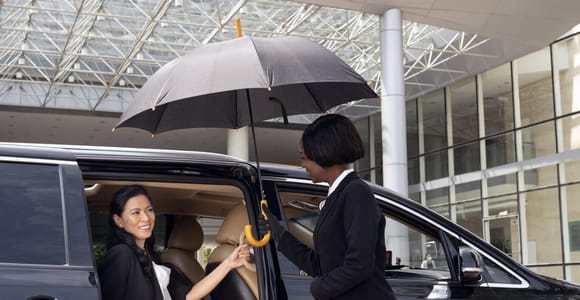 Vienna: Vienna airport transfer from or to the airport