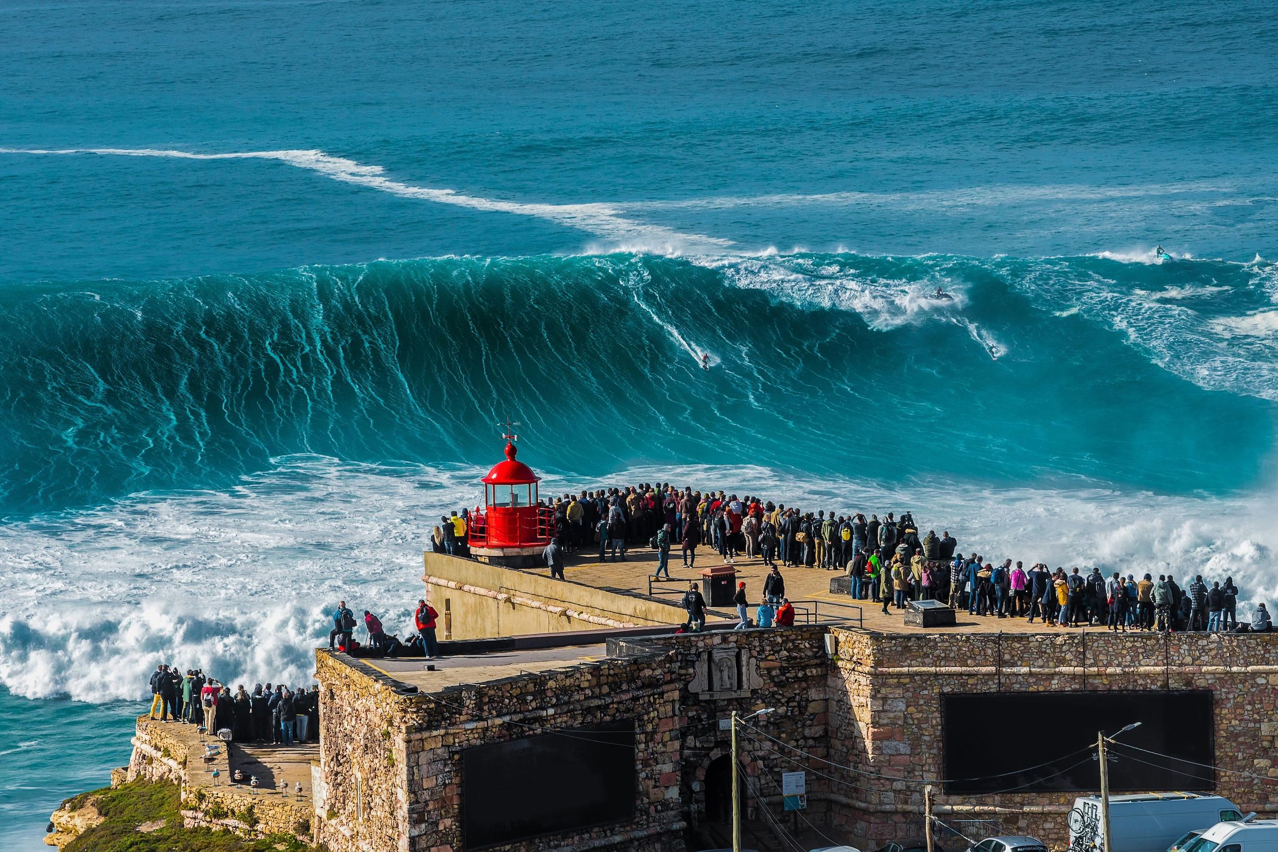 Lissabon: Nazaré, Óbidos & São Martinho do Porto im bequemen Van