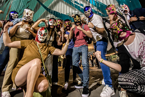 Mexico City: VIP Ringside Wrestling, Walking tour & Mezcal