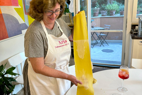 Rzym — warsztaty kulinarne w rzymskim domu w dzielnicy TrastevereRzym – warsztaty kulinarne w rzymskiej rezydencji w dzielnicy Trastevere