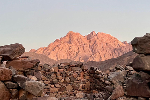 Hurghada Qattar Mountain Adventure: 4WD & Stargazing Hurghada: Gattar Mountain,Off-Road & lunch