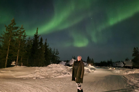 Levi: La magia dell&#039;aurora boreale - Osservazione delle stelle con il telescopioLevi: La magia dell&#039;aurora boreale – Osservare le stelle con il telescopio