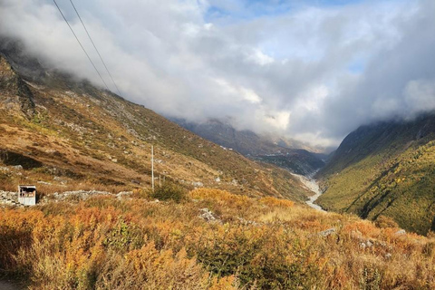 Trekking di 5 giorni sul Gosaikunda: un viaggio verso i laghi sacri