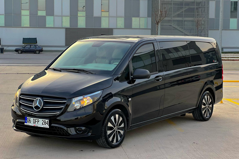 Istanbul: Private Airport Transfer