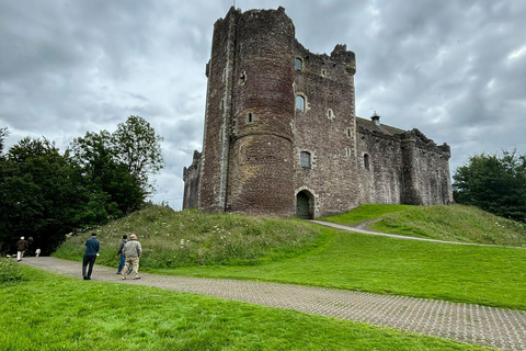 From Edinburgh: Highland Hike, Loch Paddle, and Castles