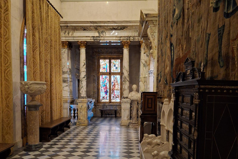 MINIVAN Dracula Castle, Peleș Castle & Wednesday 3 CASTLES Audio Guide 24 Languages