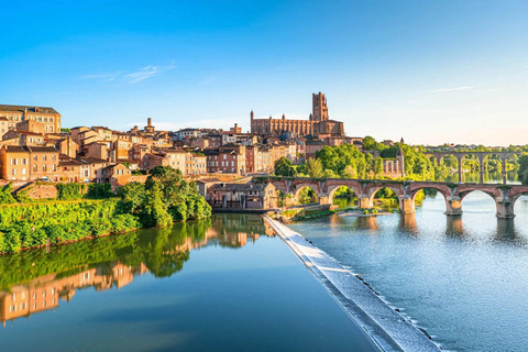 The Magic of Toulouse: Albi, Cordes-sur-Ciel and Carcassonne with Lunch