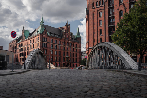 Hamburg: Speicherstadt, Elbphilharmonie Plaza & Boat Cruise