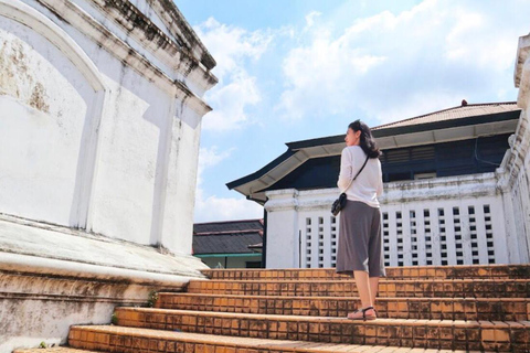 Yogyakarta: tour di 2 giorni a Borobudur, Merapi, Prambanan e al palazzo