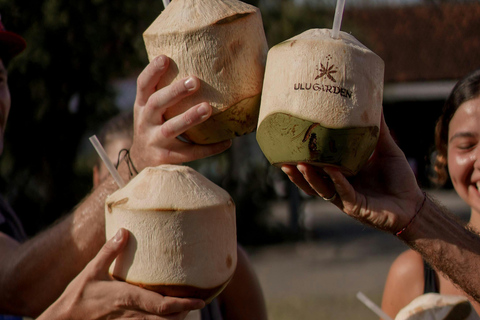 ULUWATU LUXE TOUR: Beaches, Cliffs, Temple, Fire Dance & BBQ ULUWATU LUXE TOUR: Beaches, Cliffs, Temple, Fire Dance & BBQ