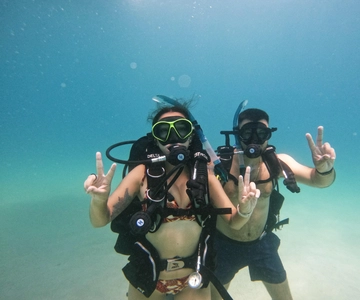 From Abu Dhabi: Scuba Dive and Snorkeling with BBQ, Transfer