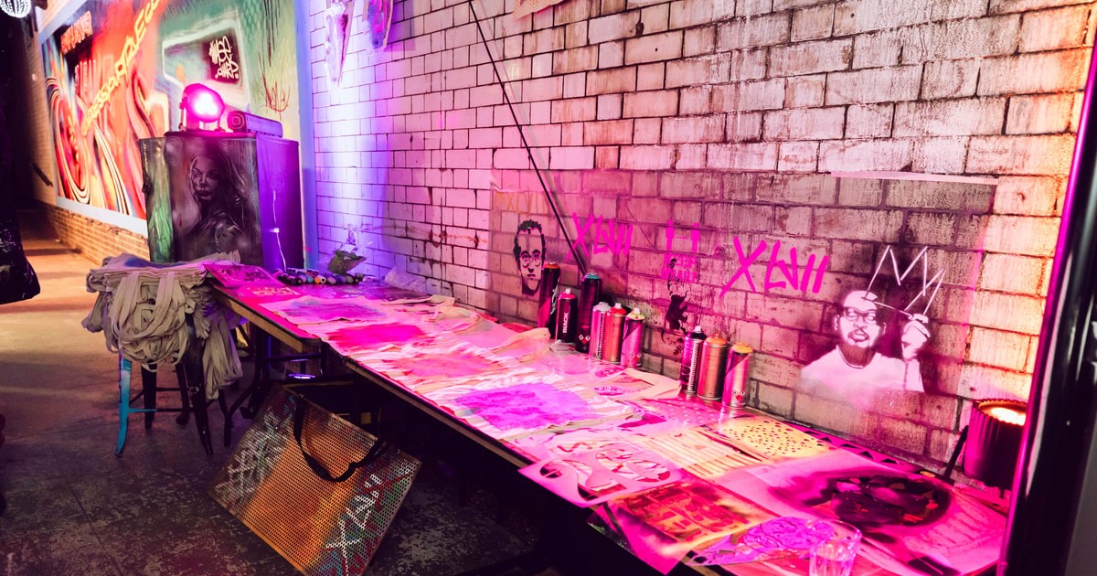 The Graffiti Experience at 26 Leake Street | GetYourGuide