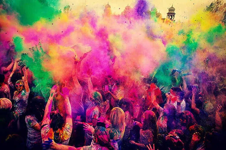 Holi Festivities &amp; Delhi Sightseeing: Same-Day AdventureTour with Transportation and Guide only