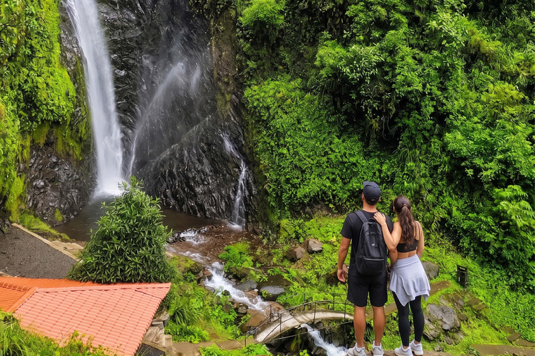 From Guayaquil: Bucay Waterfalls and Canyoning Day Trip