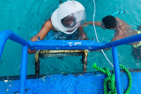 Zanzibar : expérience de marche sous-marine à la plage de Nungwi avec guideZanzibar : Promenade guidée sur la plage de Nungwi