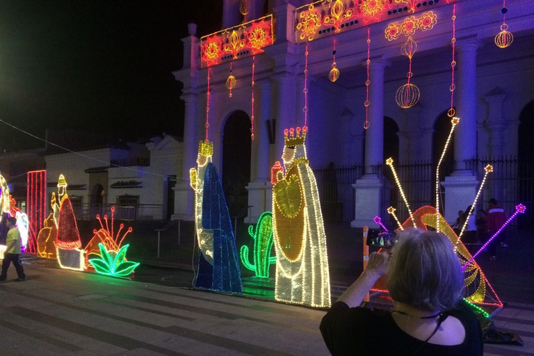 Medellin: Weihnachtslichter Tour mit einem ortskundigen Guide