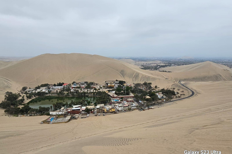 Paseo loco en buggy sandboarding y puesta de sol