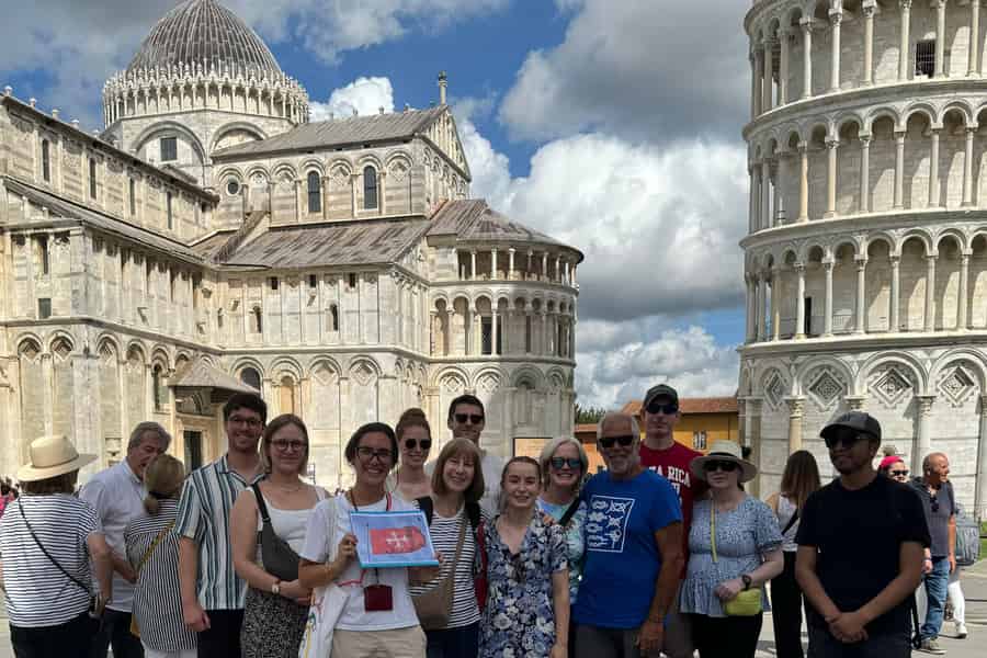 Pisa: Schiefer Turm und Mirakelplatz mit einem lizenzierten Guide. Foto: GetYourGuide