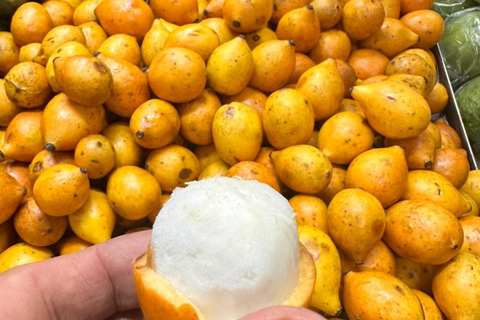 Medellín: Exotic Fruit Tour: Taste What You’ve Never Tried
