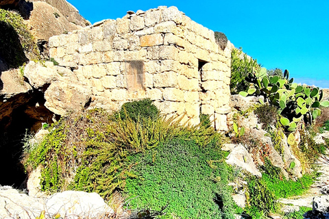 Gozo Ontsluierd: Wandeltocht met gids en boulderen