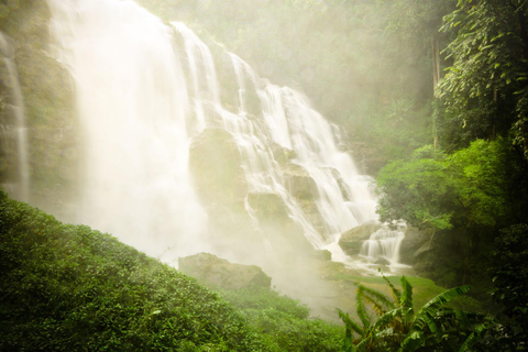 Park Narodowy Doi Inthanon i szlak turystyczny Kew Mae Pan Nature Trail