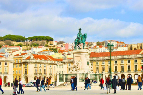 Lisbon: Private Tuk-Tuk Tour with Guide Lisbon: Private Tuk-Tuk Tour with Guide
