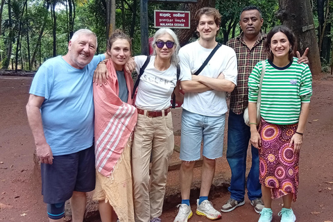 Kandy: Sigiriya, Pidurangala, and Spice Garden Day Trip