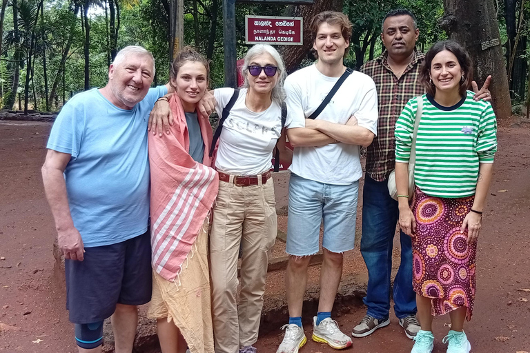 Kandy: Sigiriya, Pidurangala, and Spice Garden Day Trip