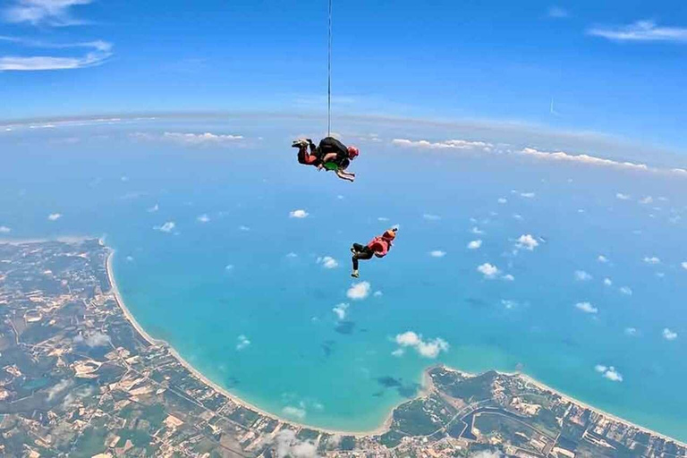 Pattaya-Bangkok Tandem Skydive with Ocean Views VIP Package