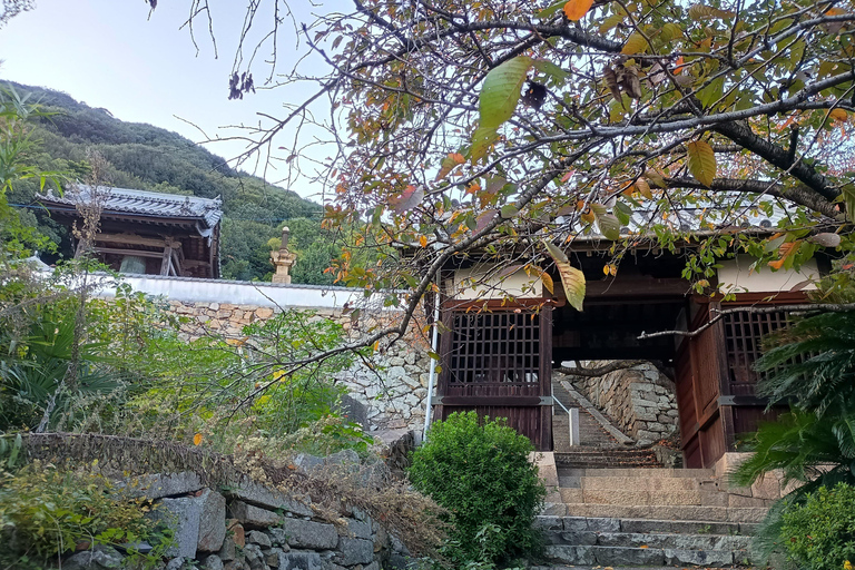 Hiroshima : Visite privée de la ville de Tomonoura Ghibli Ponyo avec chauffeur local