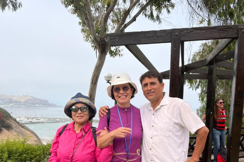 Lima: Private Tour of Barranco, La Herradura, and the Pachacámac Sanctuary