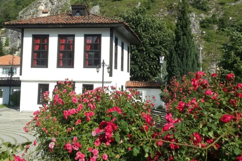 From Tirana: Valbona Valley and Prizren 2 Day Tour German-speaking