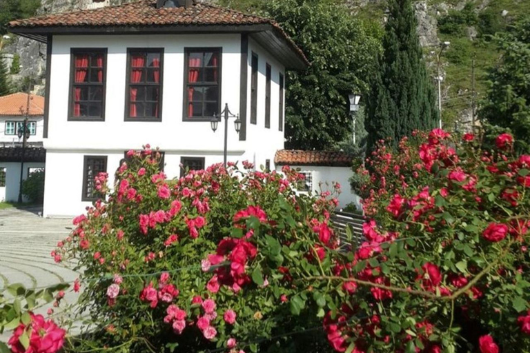 From Tirana: Valbona Valley and Prizren 2 Day Tour German-speaking