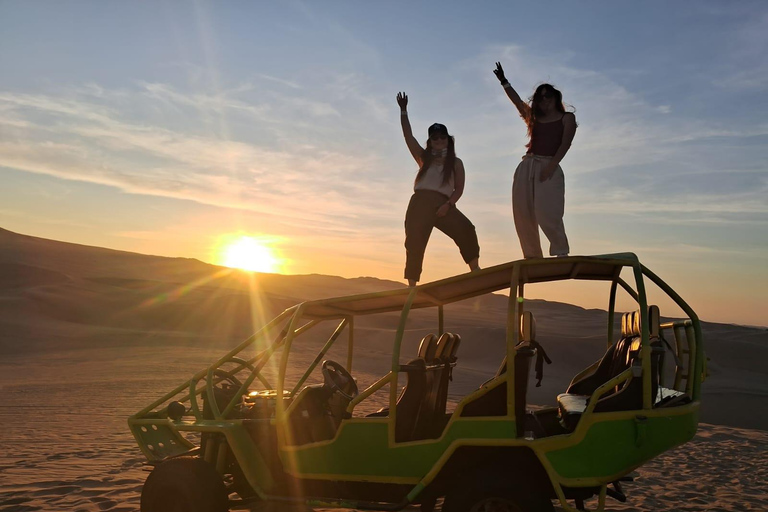 Från Ica eller Huacachina: Buggy- och sandboardtur vid solnedgångenFrån Ica eller Huacachina: Privat solnedgångstur med buggy och sandboarding.