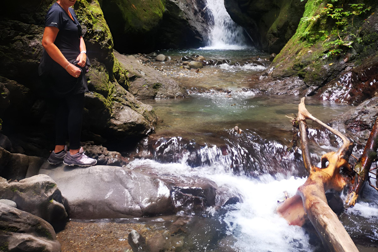 FROM QUITO-Mindo Cloud Forest & Calacali Middle of the world