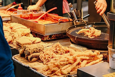 Seoul: Hidden Gems of Evening Tour & Gwangjang Market Pick up at Hongik Uni station exit No.3