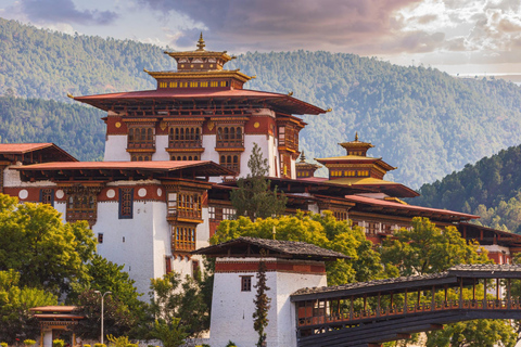 7-Days in Bhutan with River Rafting, Farm Lunch & Stone Bath