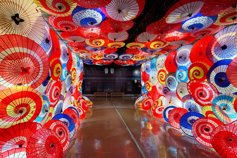 Gujo Hachiman Day Trip: Mountain Castle & Traditional Town The popular Gujyo town tour