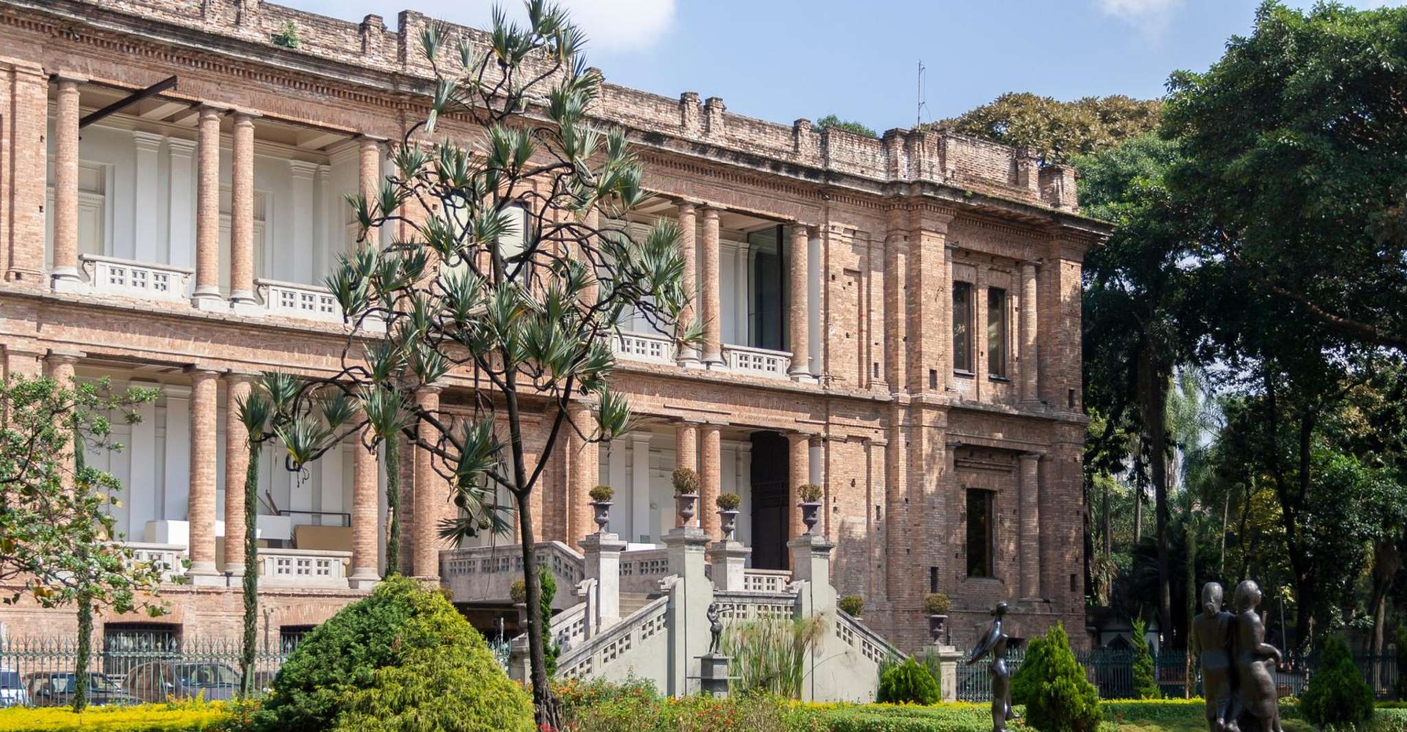Pinacoteca do Estado de São Paulo:Skip-the-line Private Tour