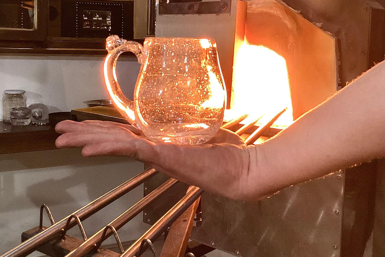 Glass blowing in Prague