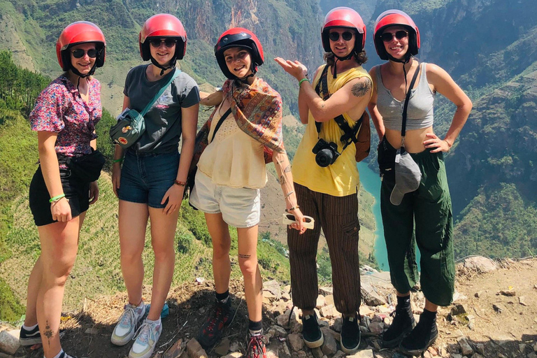 Von Ninh Binh aus: Ha Giang Loop 3Tage 4Nächte mit leichtem Fahrer