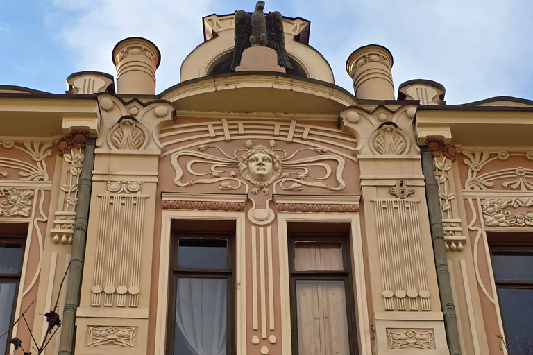 Tbilisi: Walk German Quarter, Visit Art Museum & Taste Wines