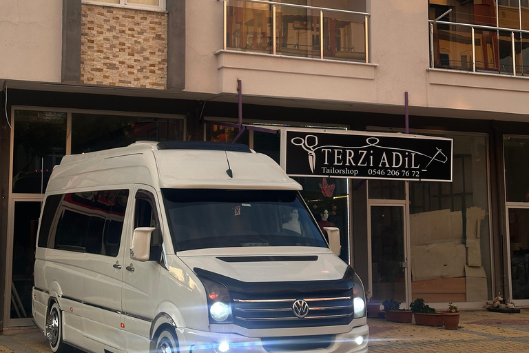 Wycieczka po mieście Alanya: dzień/noc, kolejka linowa i plaża KleopatryAlanya Hop-On Hop-Off Shuttle: Zachód słońca
