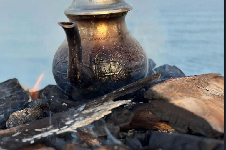 Agadir/Taghazout : Aventure en Sandboard et Dîner au Coucher du SoleilAgadir/Taghazout : aventure en sandboard et dîner au coucher du soleil